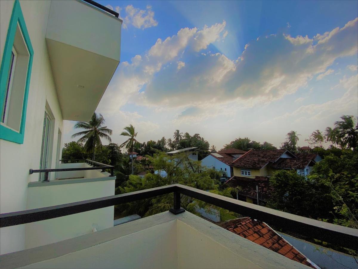 Srimadis Villa Near Airport - Negombo Zewnętrze zdjęcie