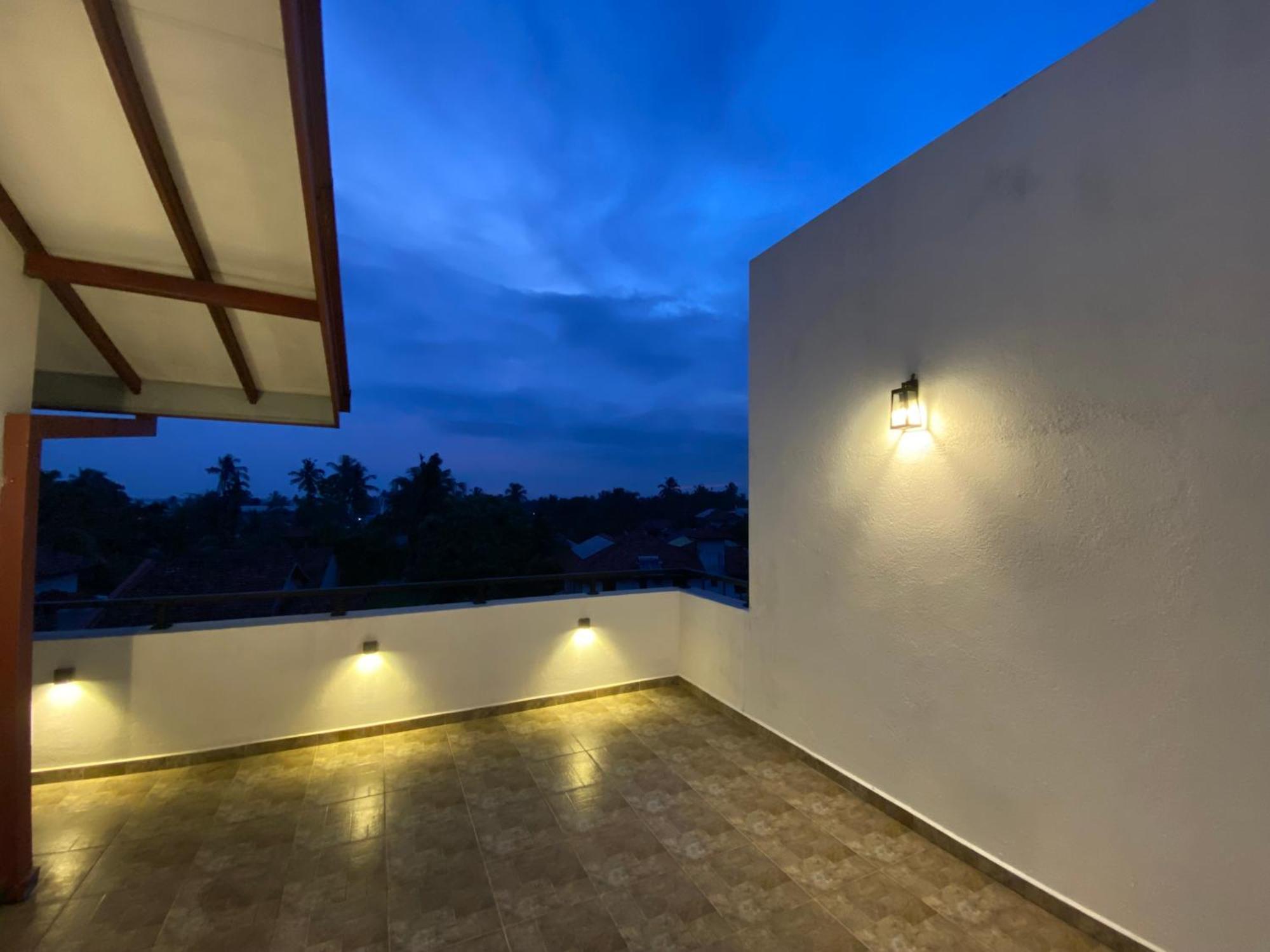 Srimadis Villa Near Airport - Negombo Zewnętrze zdjęcie